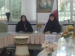 نشست کارکنان با حضور خانم رکنی با موضوع سبک زندگی ایرانی اسلامی در محل سالن اجتماعات به مناسبت دهه فجر