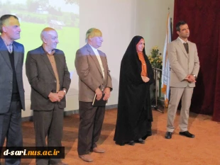 حضور خانم دکتر علوی در جشنواره نقاشی و انشاء نویسی دانش آموزان در اداره منابع طبیعی بمناسبت هفته منابع طبیعی